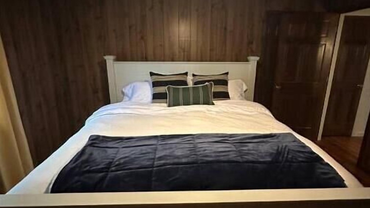 Photo of Bedroom in Goodsprings