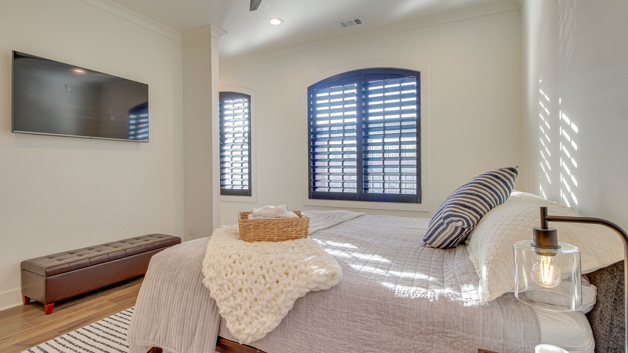 Photo of Bedroom in Hitch Village - Fred Wessels Homes