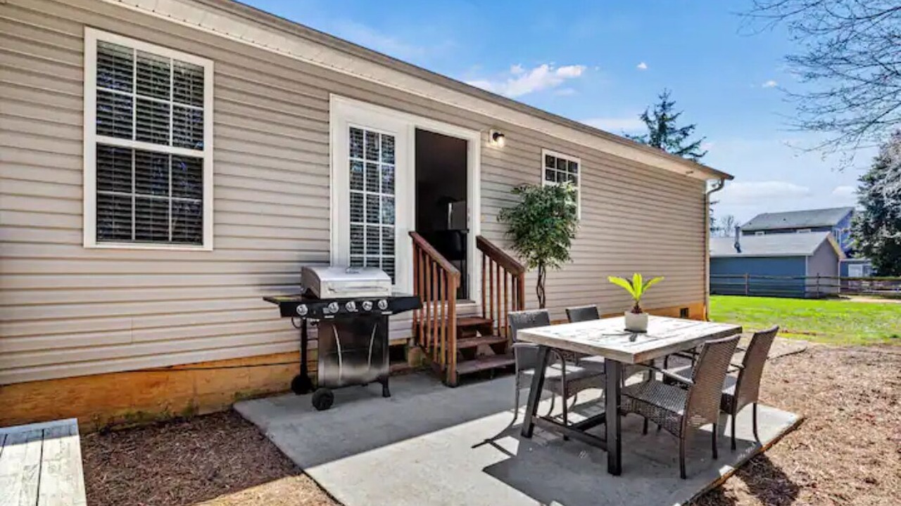 Photo of Outdoor in Mayhew