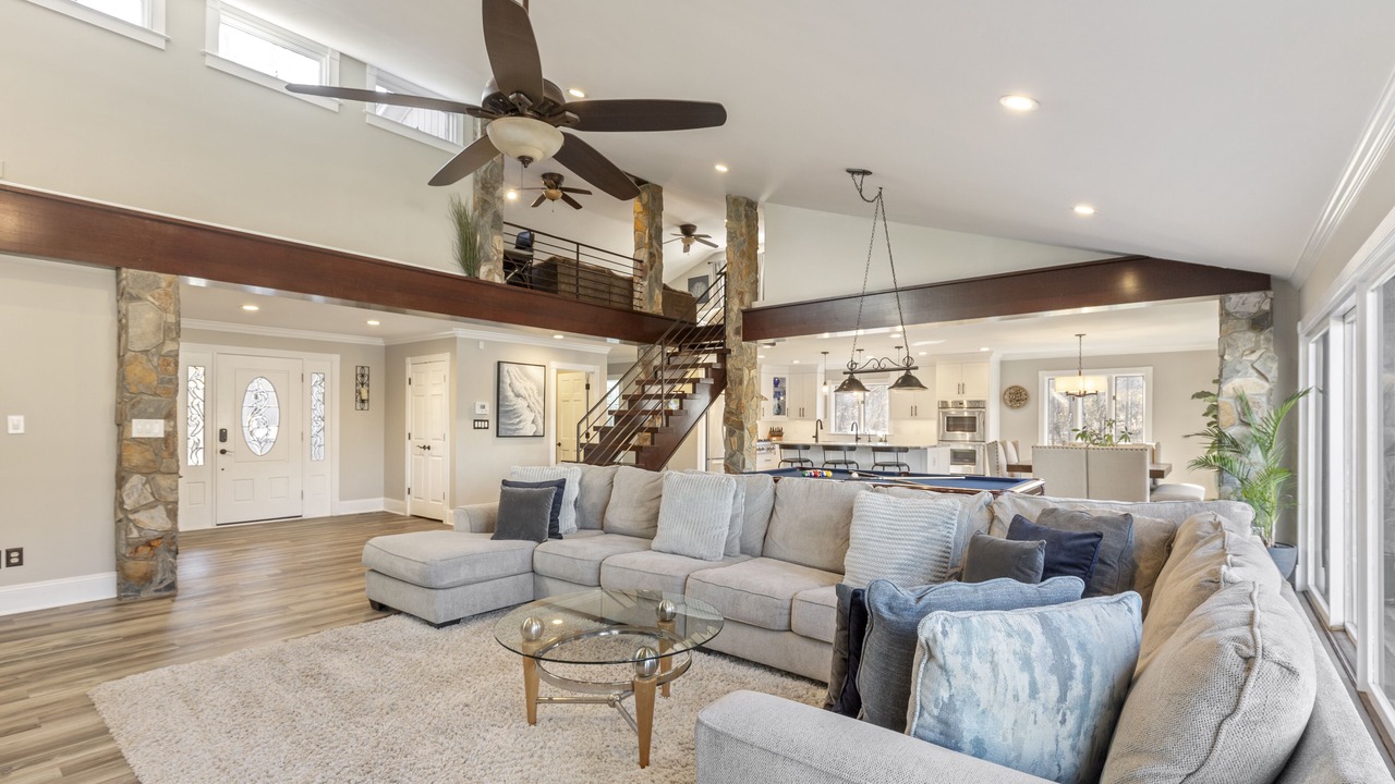 Photo of Livingroom in Mooresville