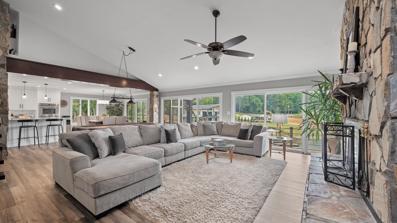 Photo of Livingroom in Mooresville