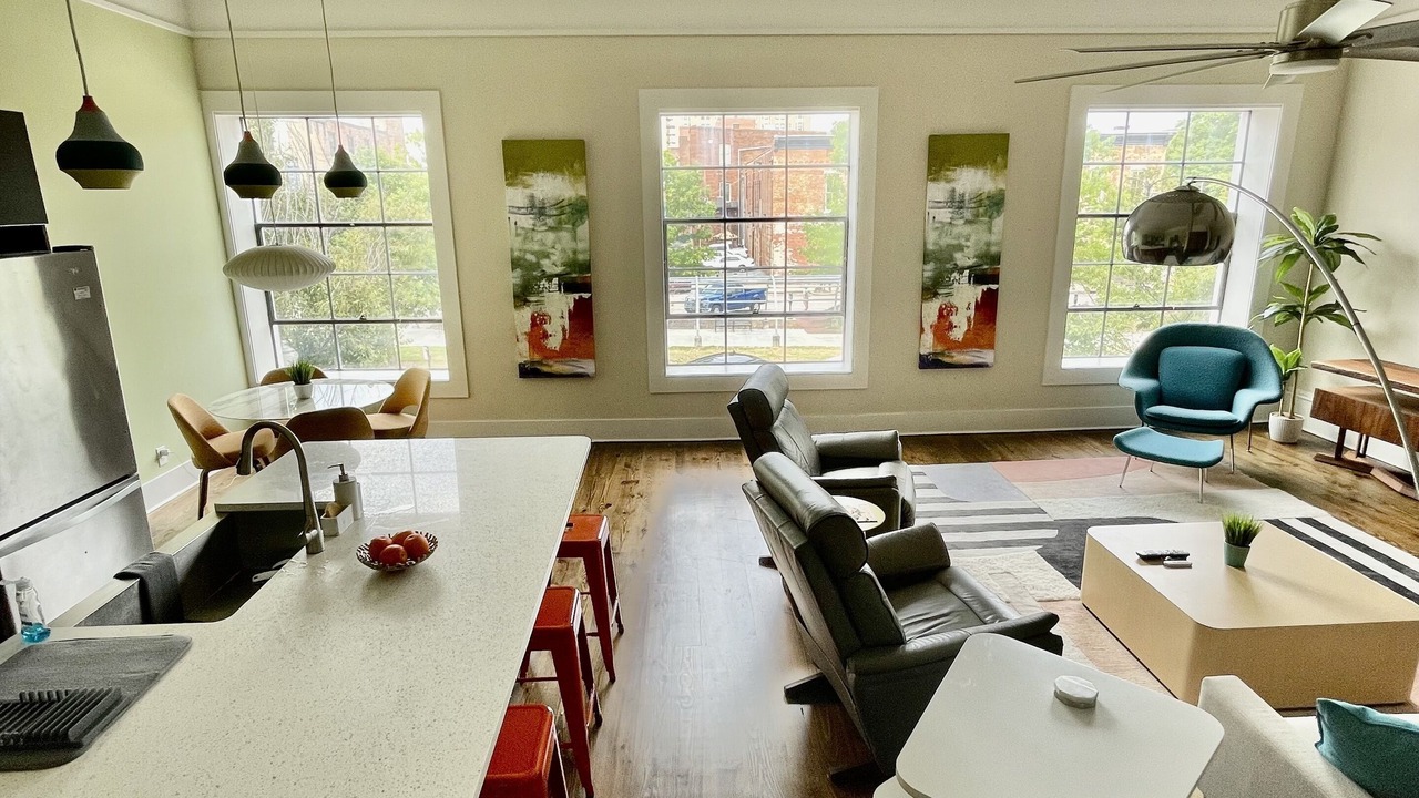 Photo of Livingroom in Macon