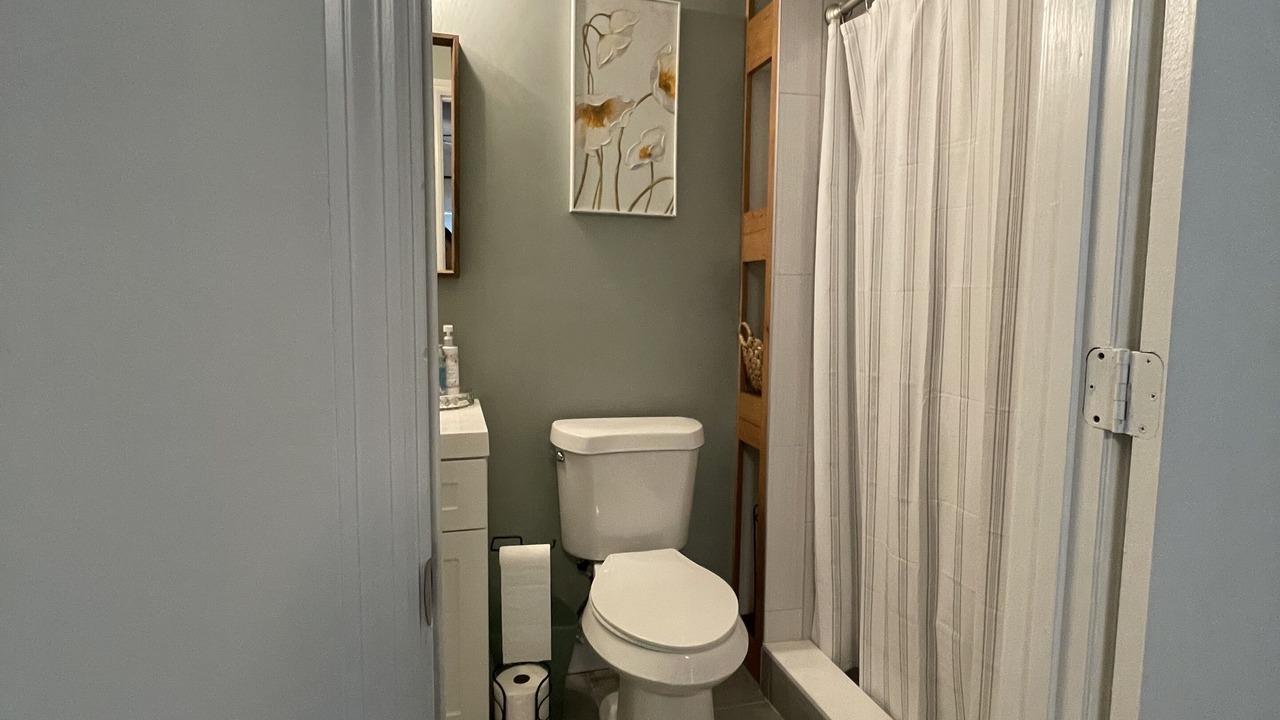 Photo of Bathroom in Martinez