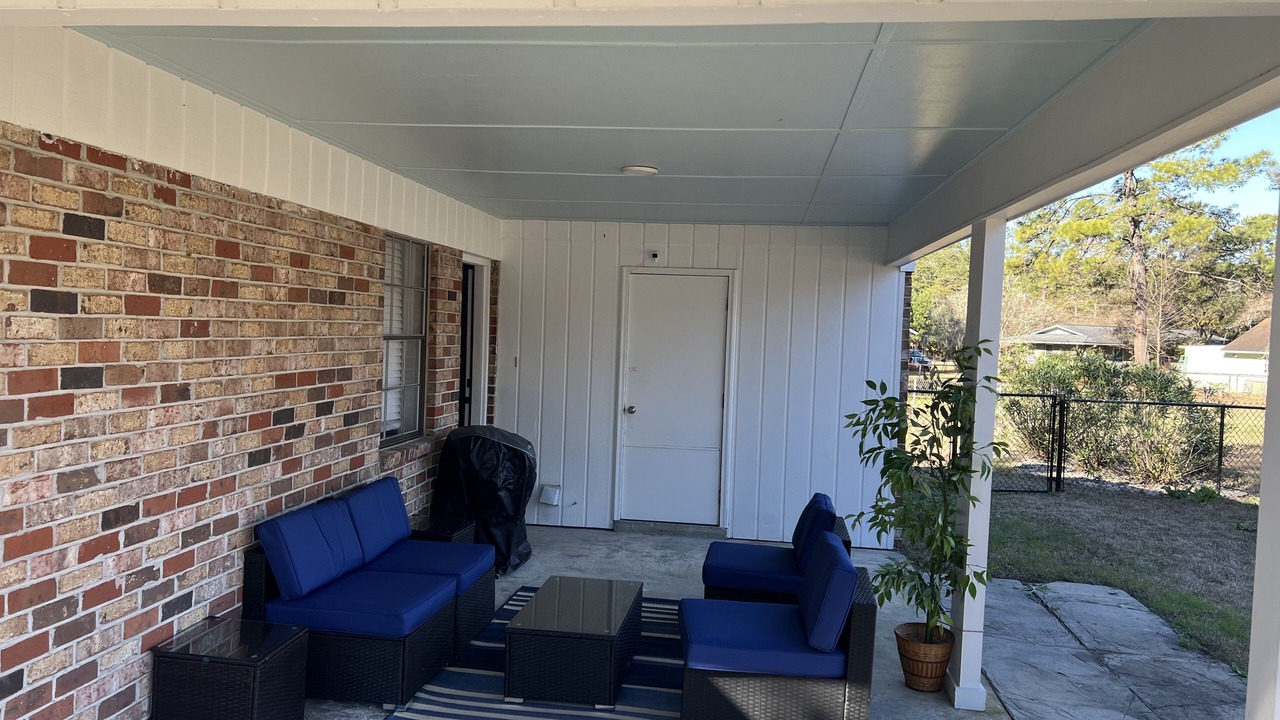 Photo of Patio Balcony in Burton