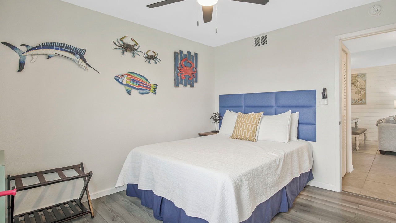 Photo of Bedroom in Orange Beach East