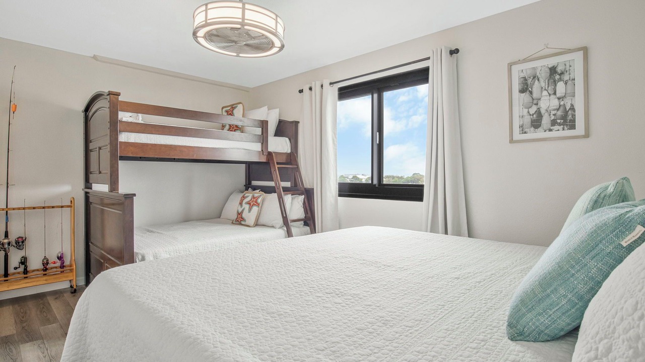 Photo of Bedroom in Orange Beach East