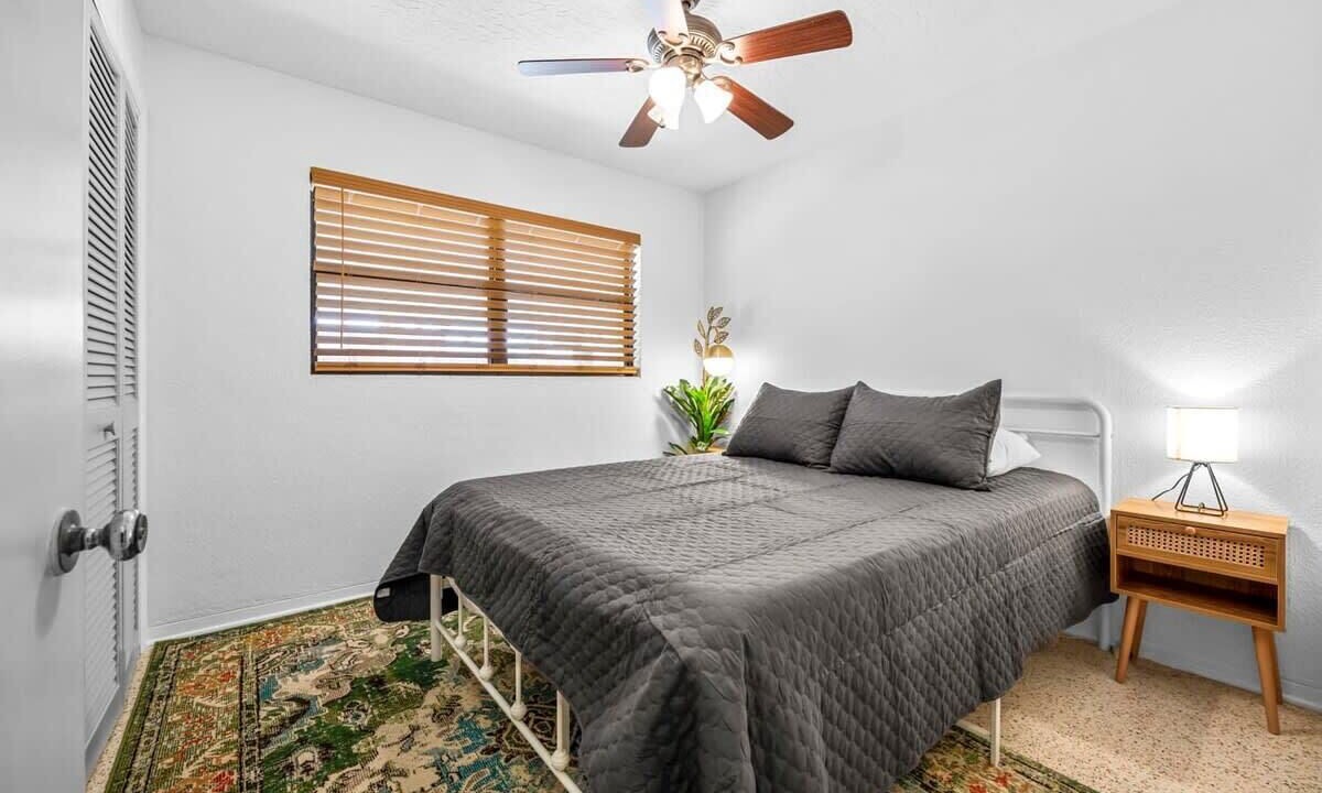 Photo of Bedroom in Cocoa Isles