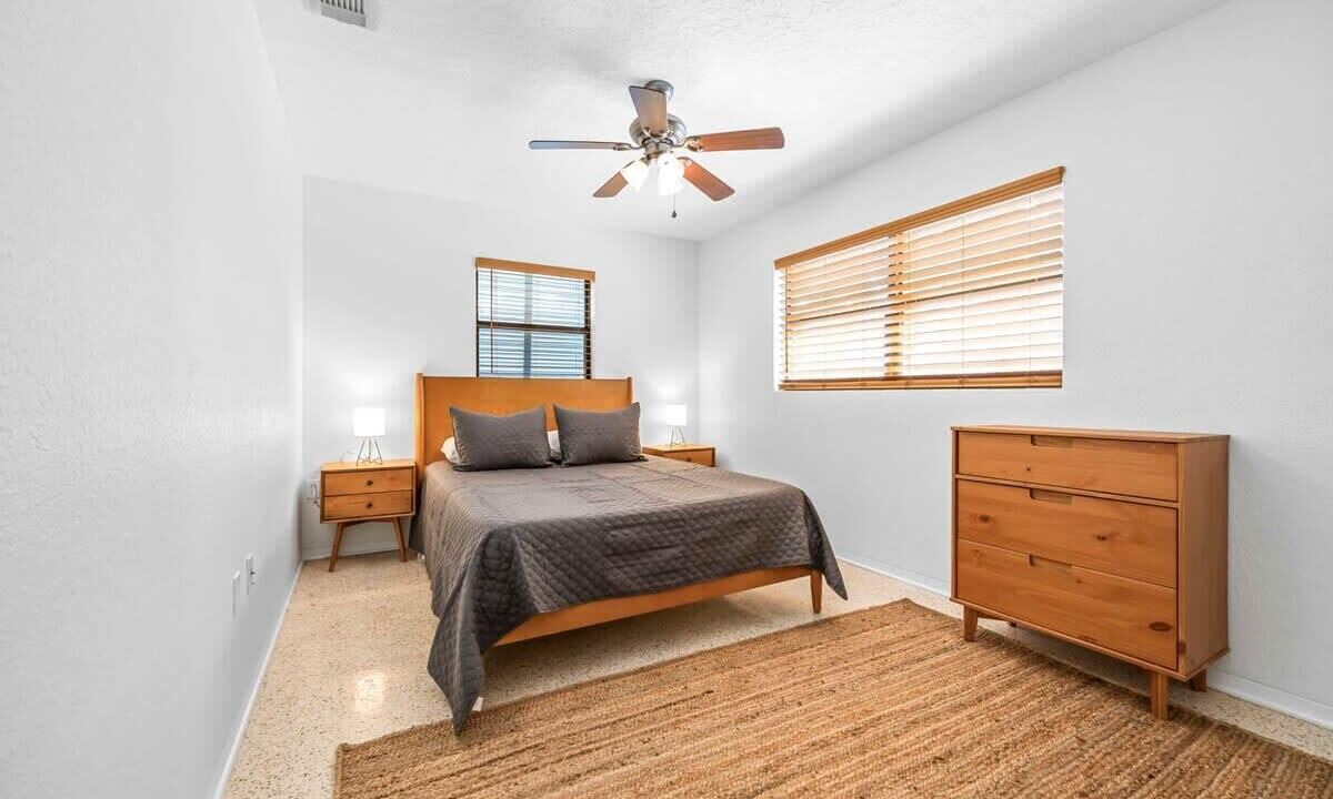 Photo of Bedroom in Cocoa Isles