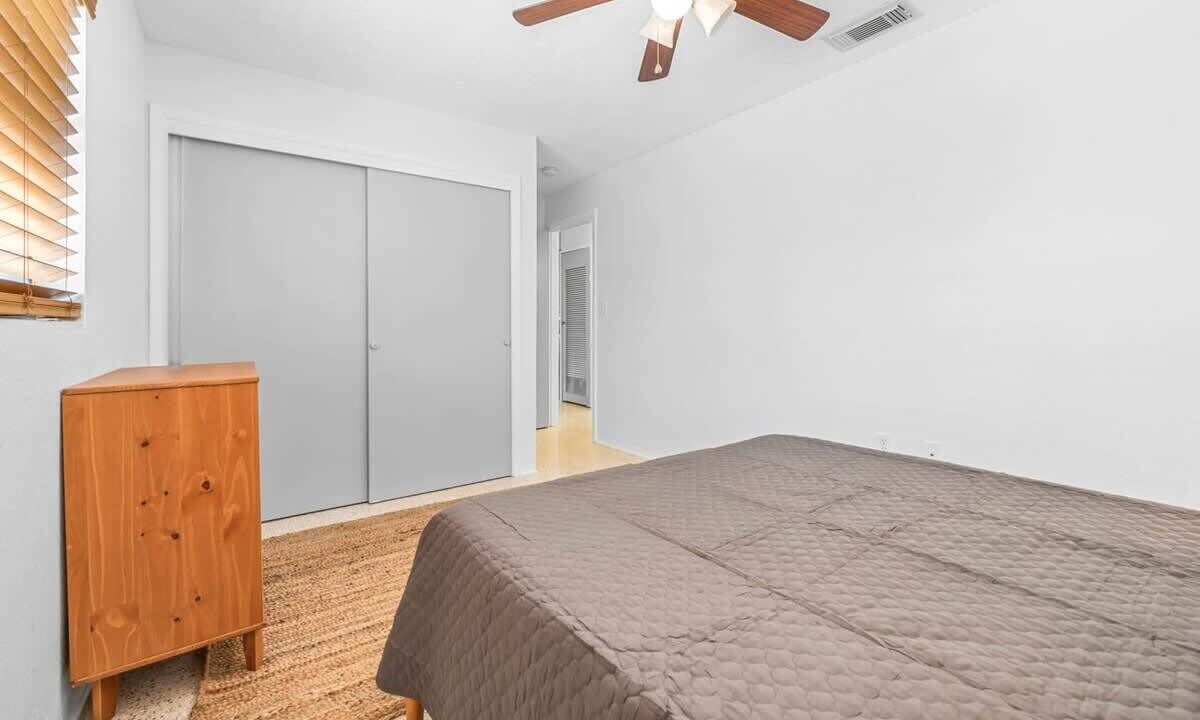 Photo of Bedroom in Cocoa Isles