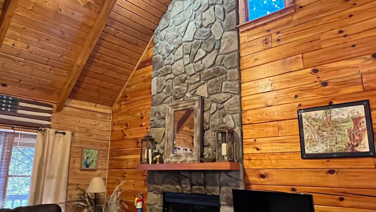 Photo of Livingroom in Warm Springs