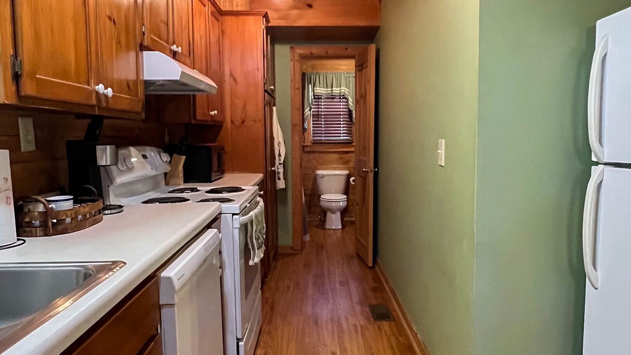 Photo of Kitchen in Warm Springs