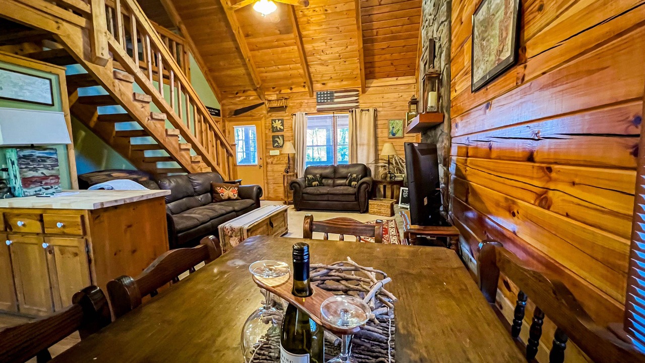 Photo of Livingroom in Warm Springs