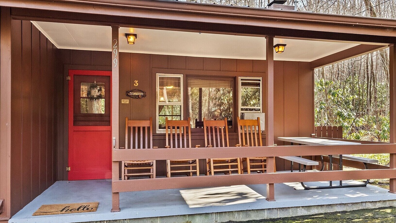 Photo of Patio Balcony in Sherwood Forest