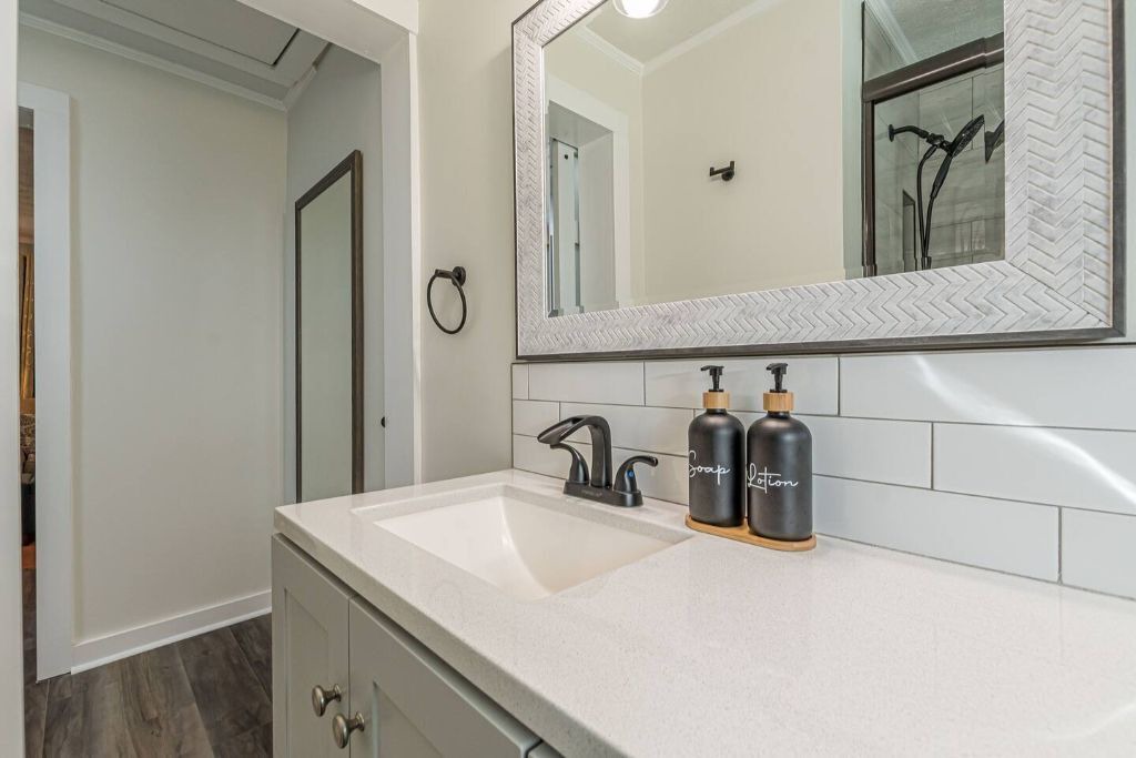 Photo of Bathroom in Hapeville