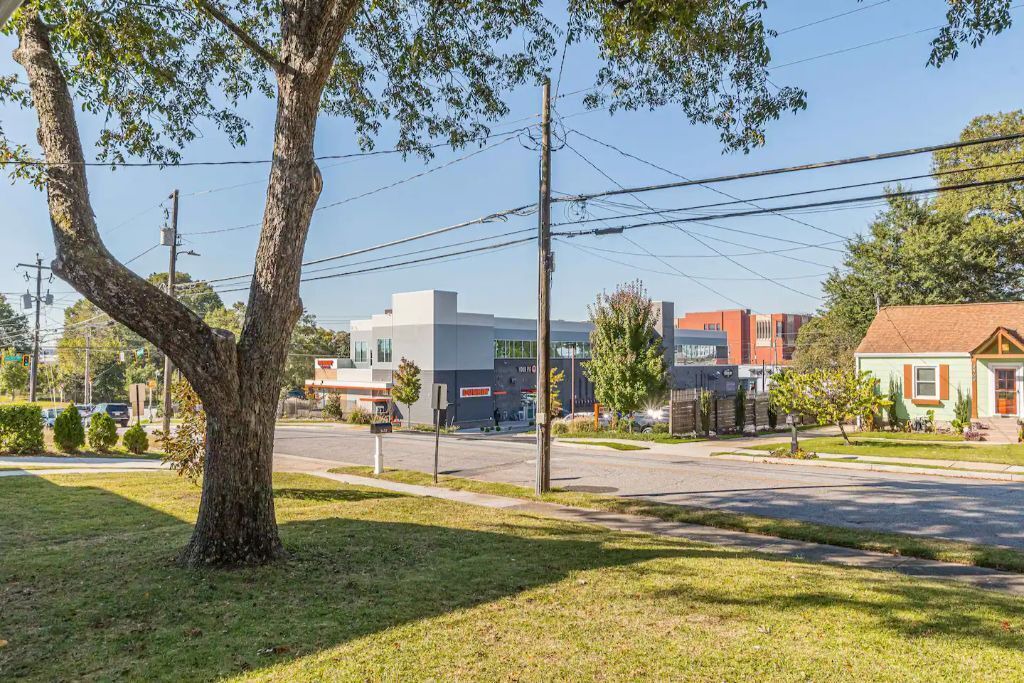 Photo of Others in Hapeville