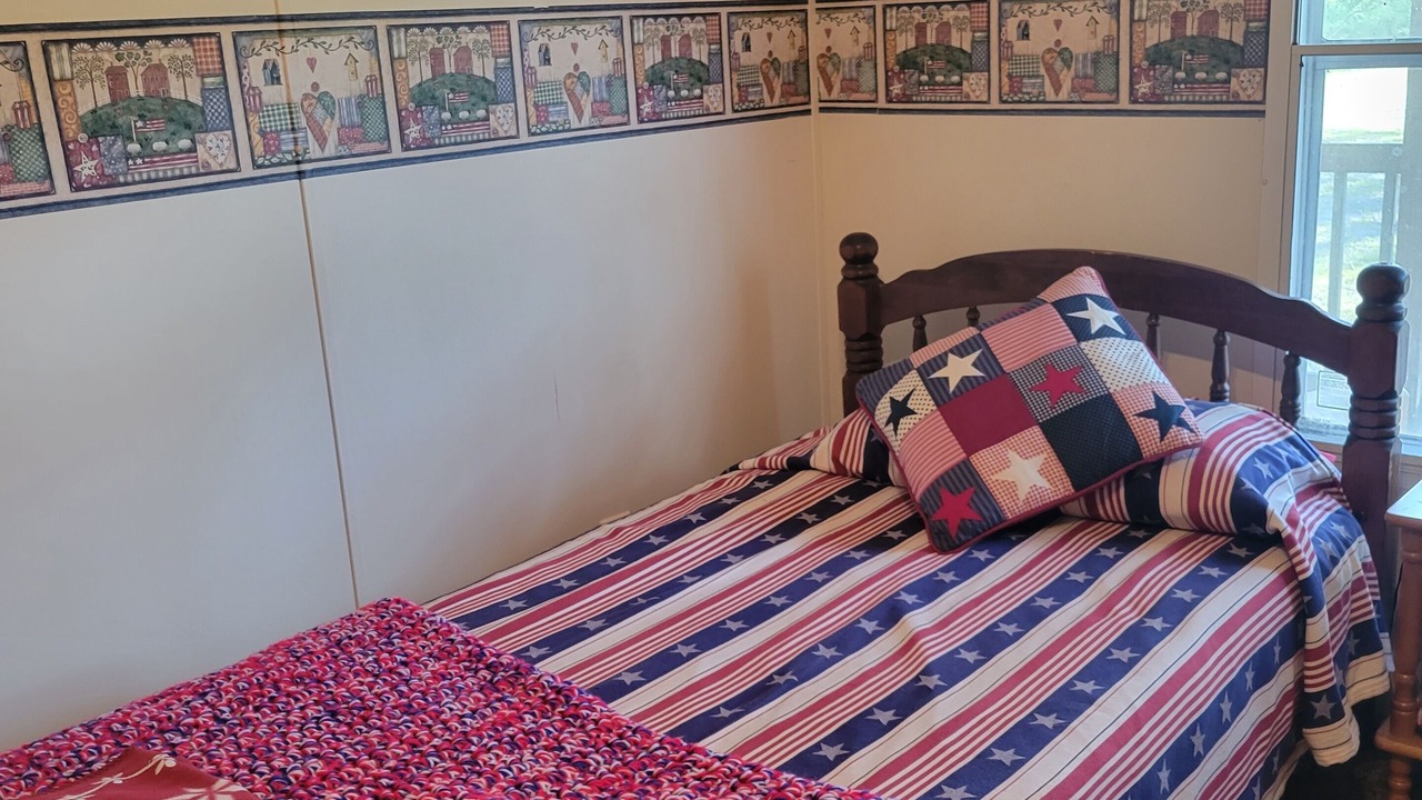 Photo of Bedroom in Folkston