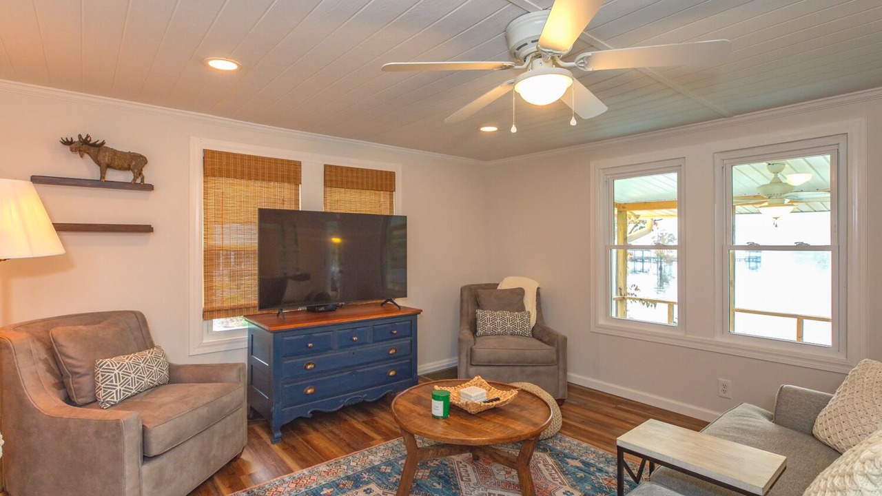 Photo of Livingroom in Pine Level