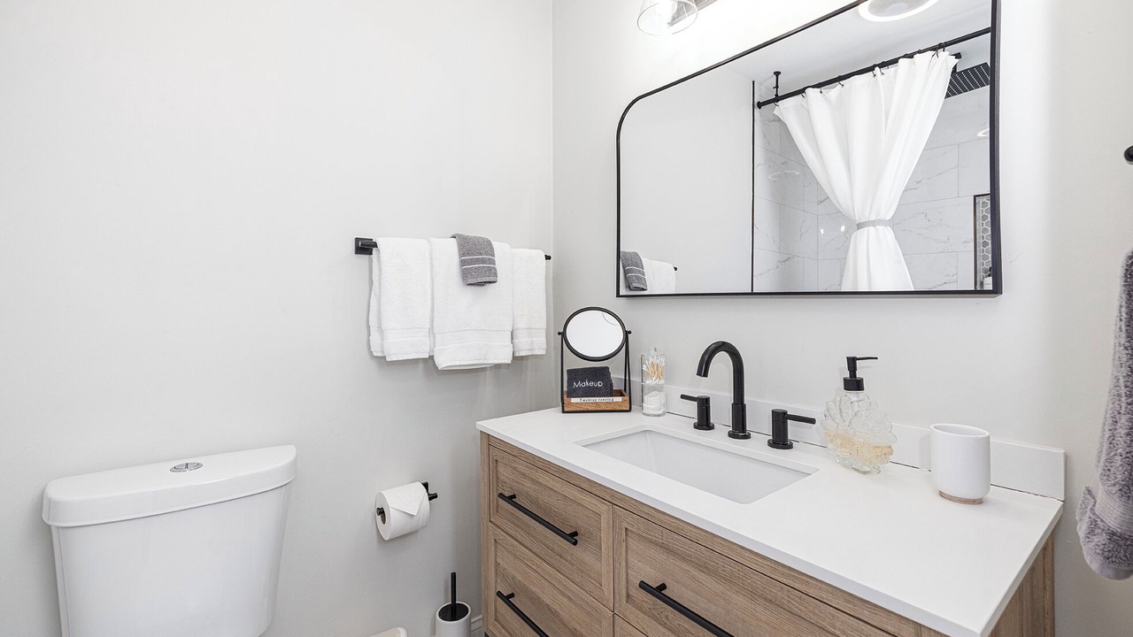 Photo of Bathroom in Enderly Park