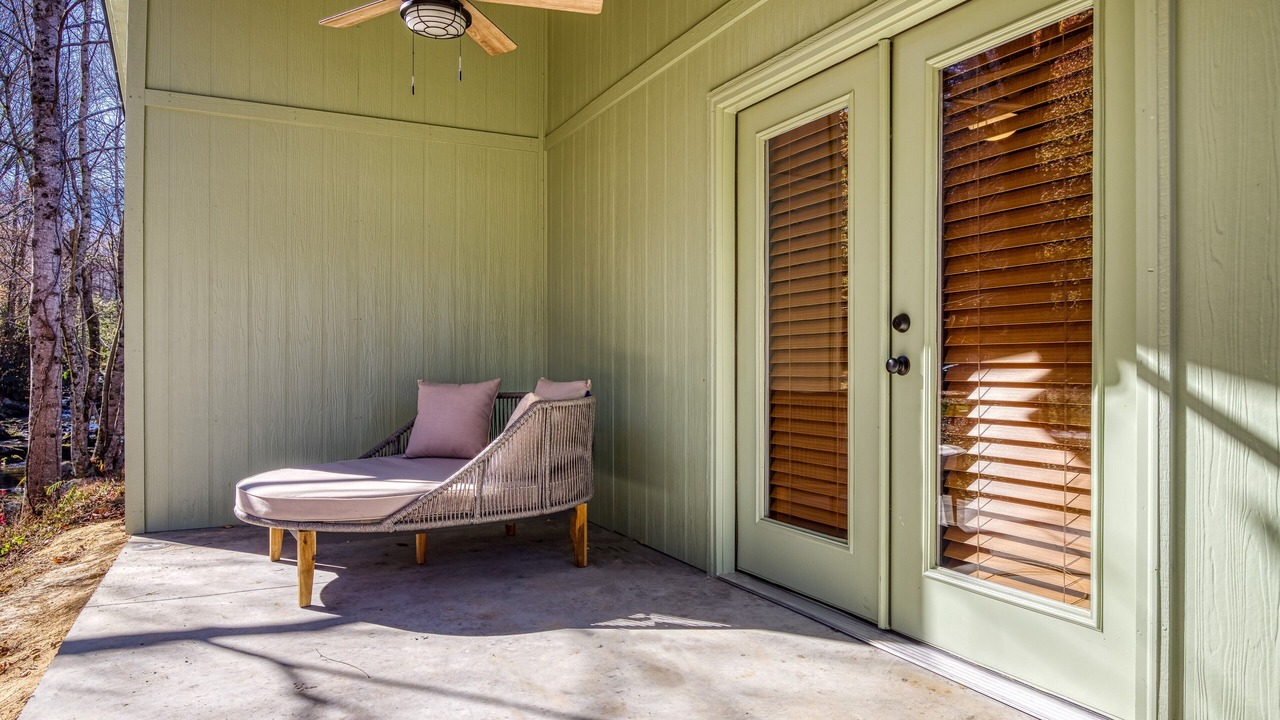 Photo of Patio Balcony in Cosby