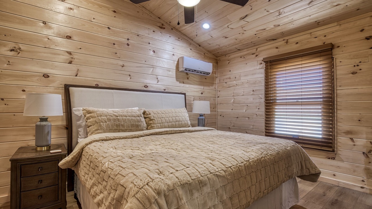 Photo of Bedroom in Cosby