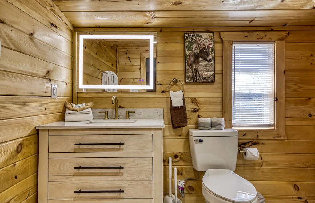 Photo of Bathroom in Kodak