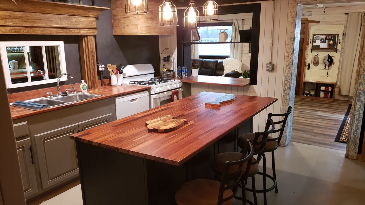 Photo of Kitchen in Guntersville