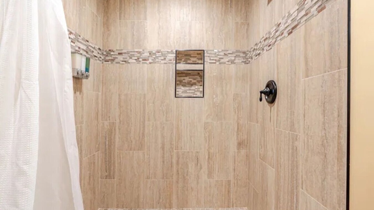 Photo of Bathroom in Marshall