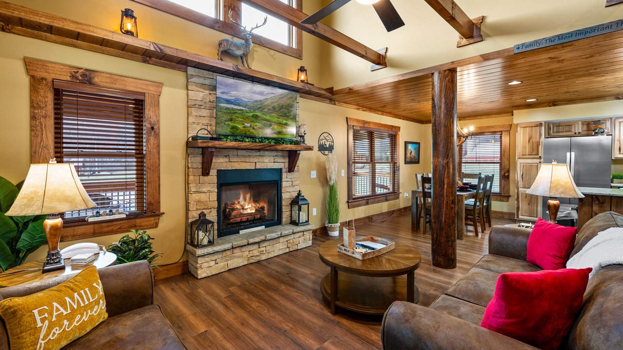 Photo of Livingroom in Maggie Valley