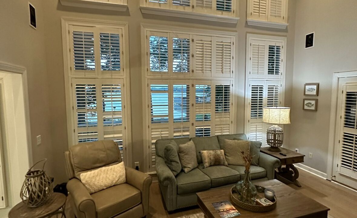 Photo of Livingroom in Guntersville