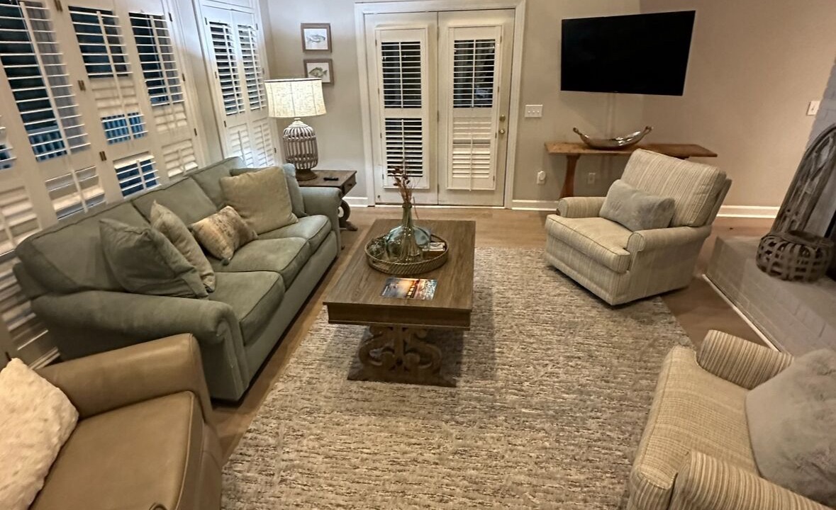 Photo of Livingroom in Guntersville