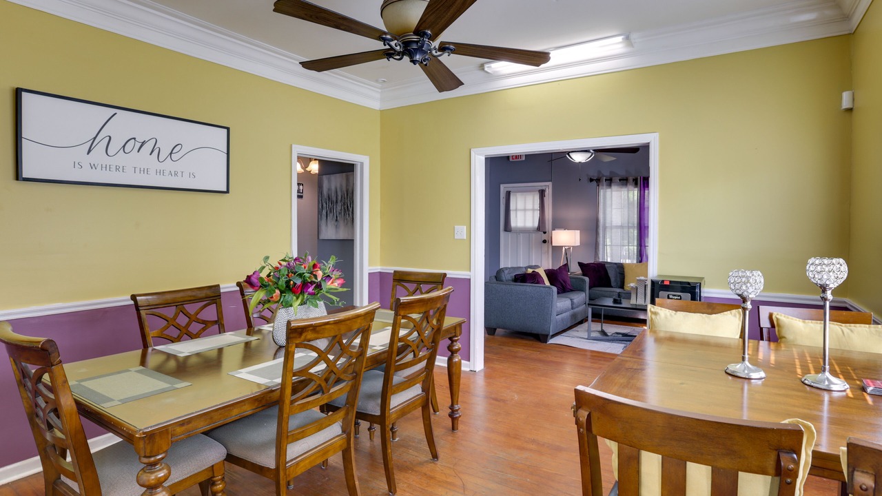 Photo of Livingroom in Albany
