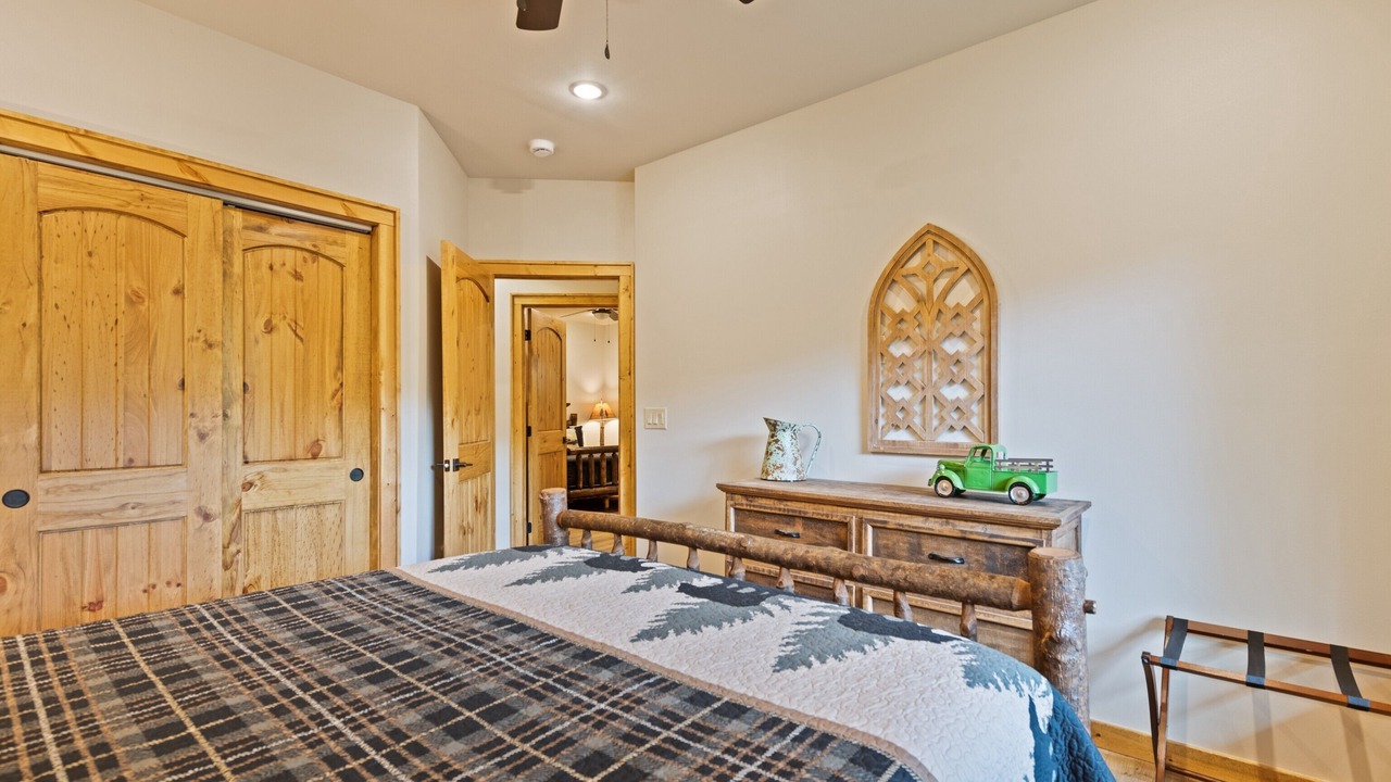 Photo of Bedroom in Maggie Valley
