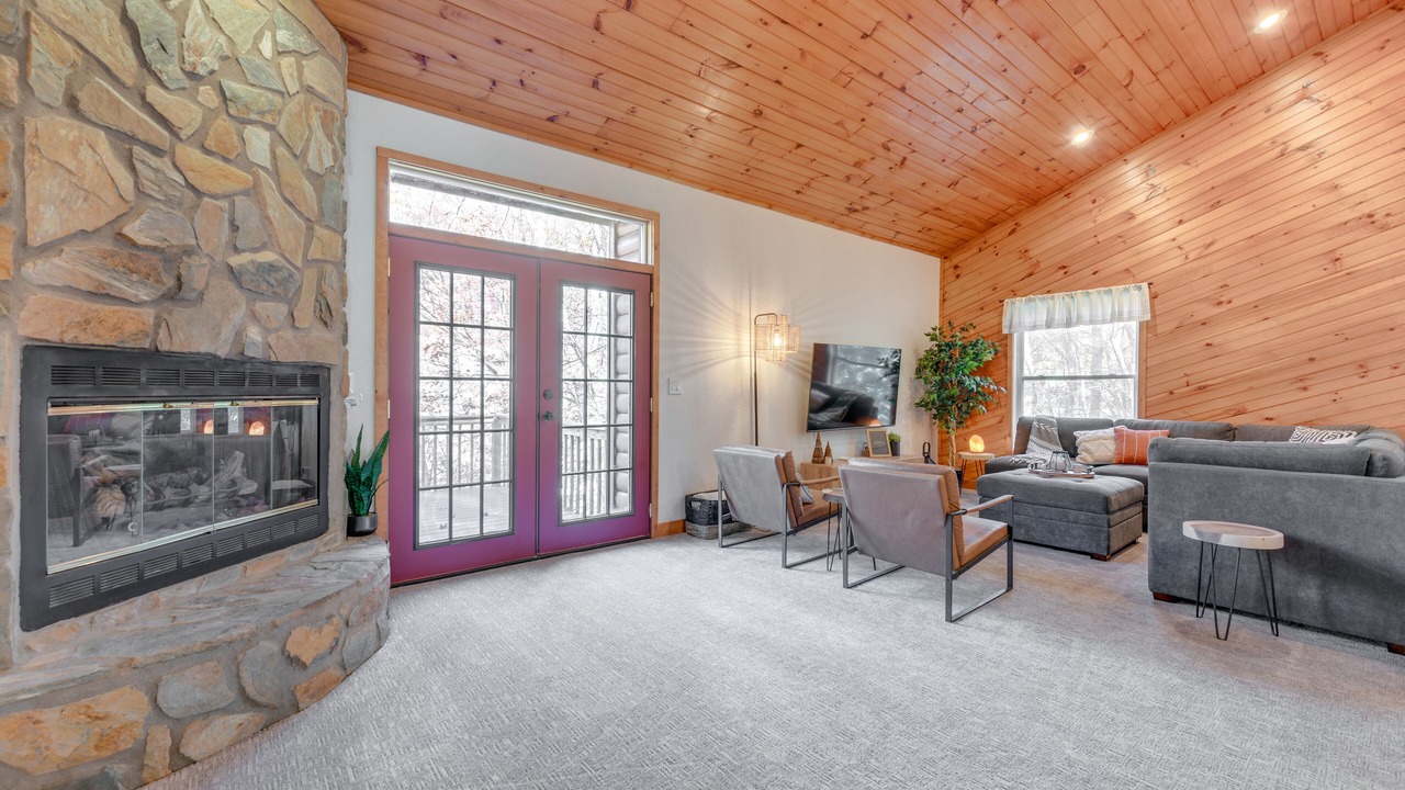 Photo of Bedroom in Waynesville
