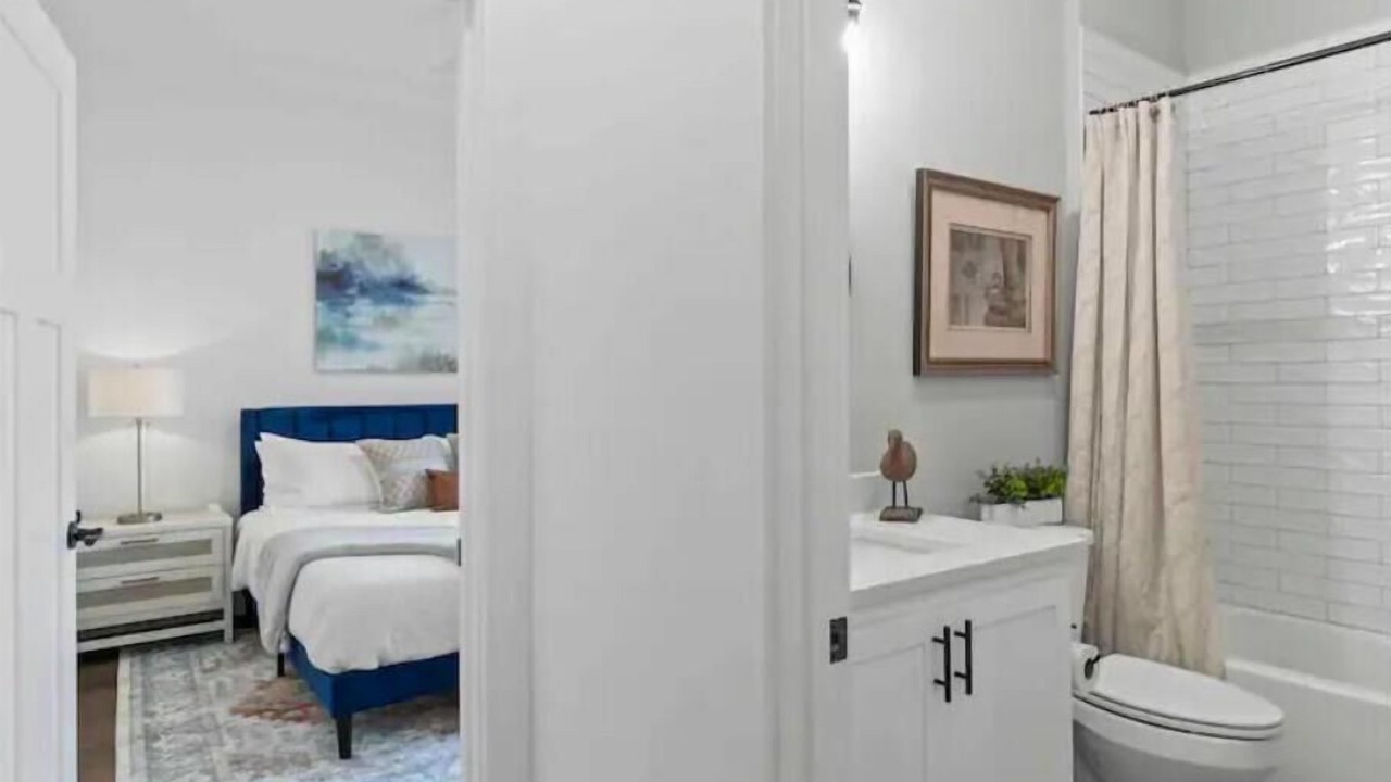 Photo of Bathroom in Dadeville
