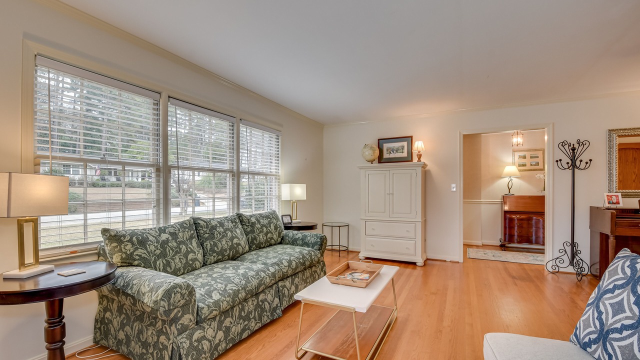 Photo of Livingroom in Augusta