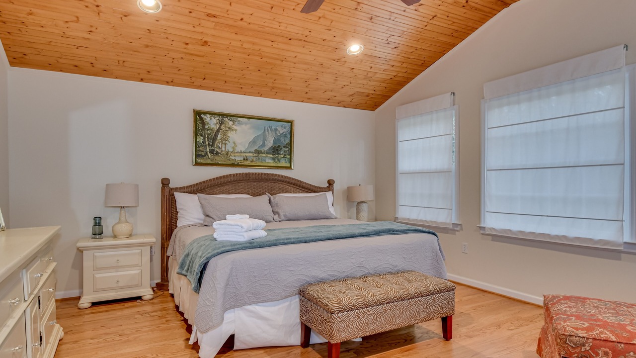 Photo of Bedroom in Augusta