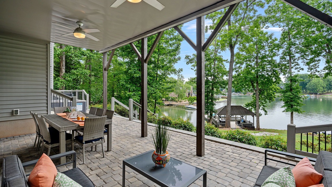 Photo of Outdoor in Mayhew
