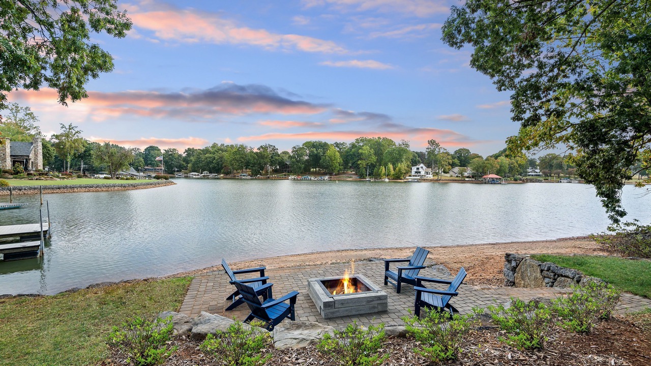 Photo of Outdoor in Mayhew