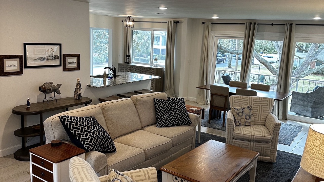 Photo of Livingroom in Saint Simons Island