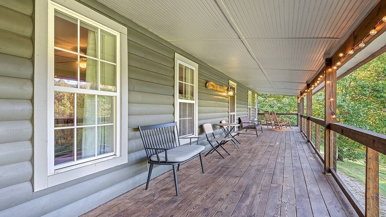 Photo of Patio Balcony in Waynesville