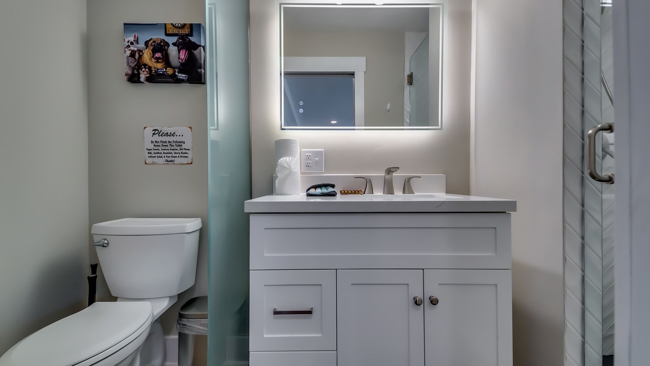 Photo of Bathroom in Eagan Park