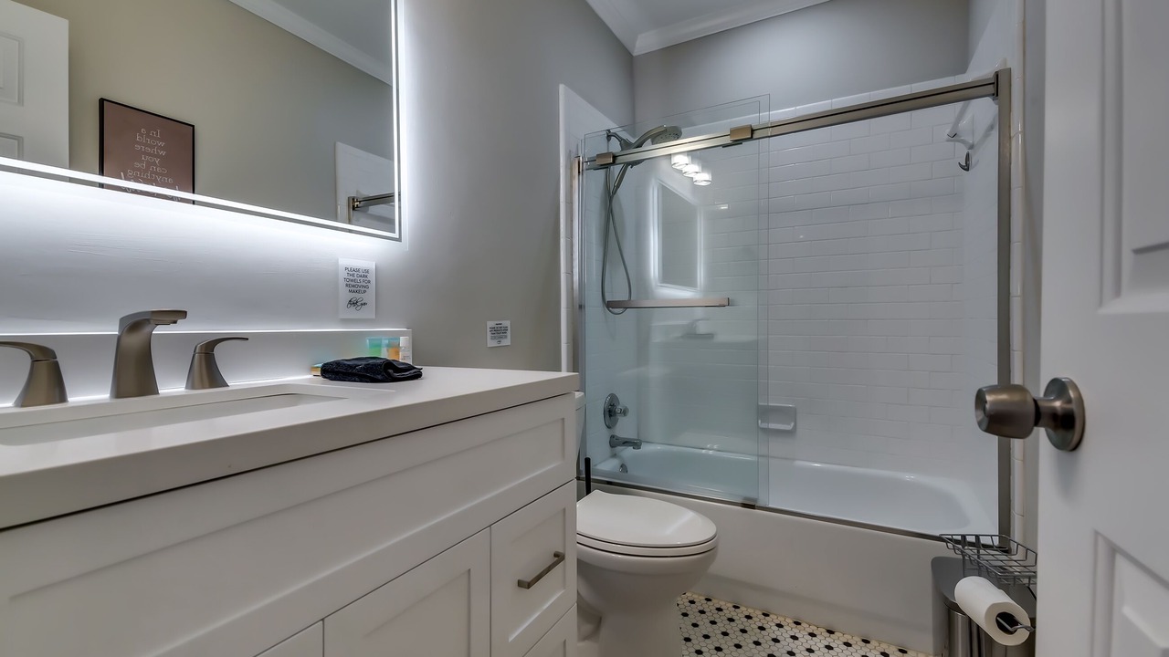 Photo of Bathroom in Eagan Park