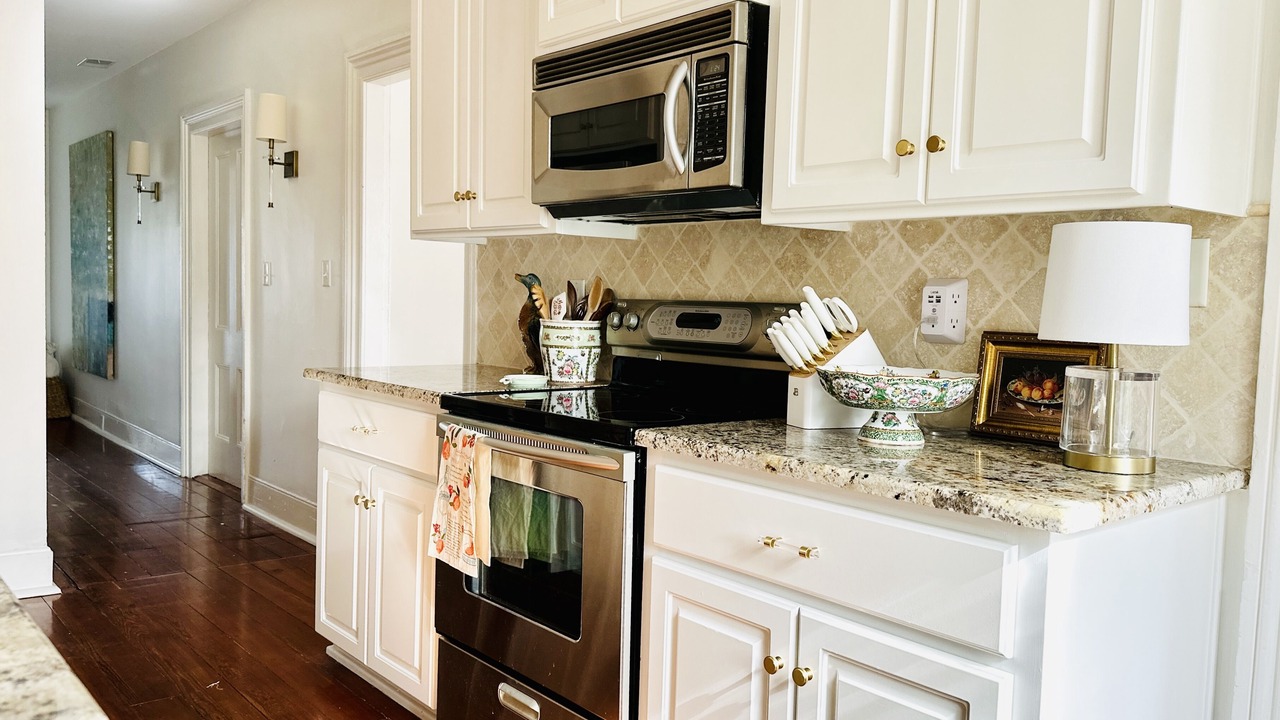 Photo of Kitchen in Historic Downtown Savannah