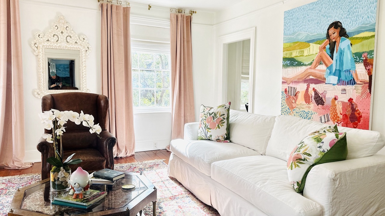Photo of Livingroom in Historic Downtown Savannah