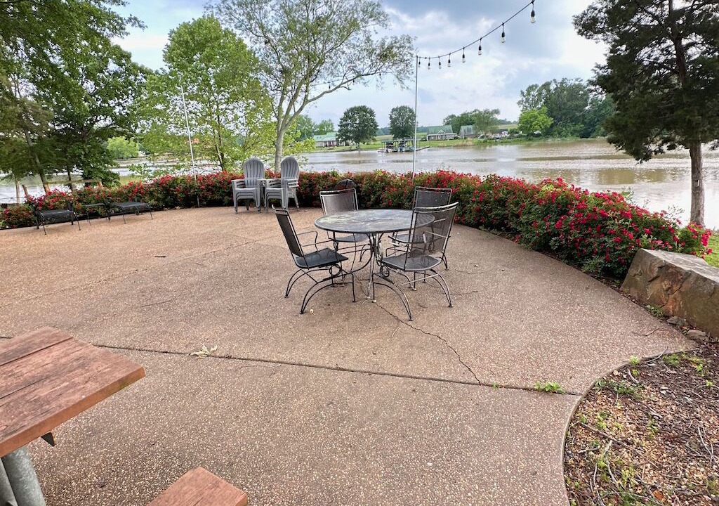 Photo of Outdoor in Town Creek