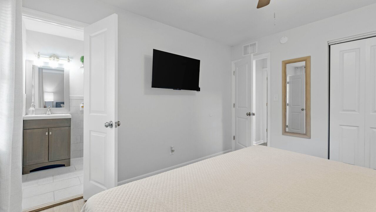 Photo of Bedroom in Tallahassee