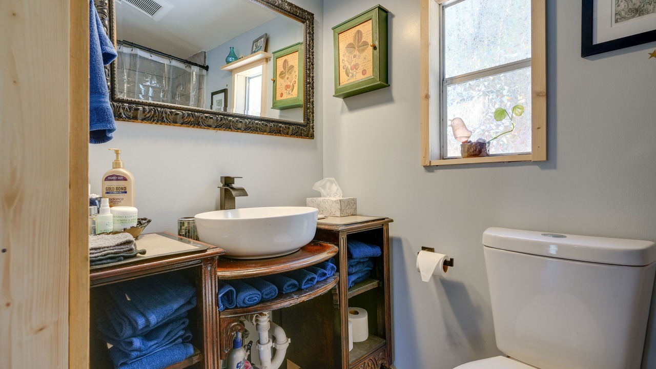Photo of Bathroom in Rising Fawn
