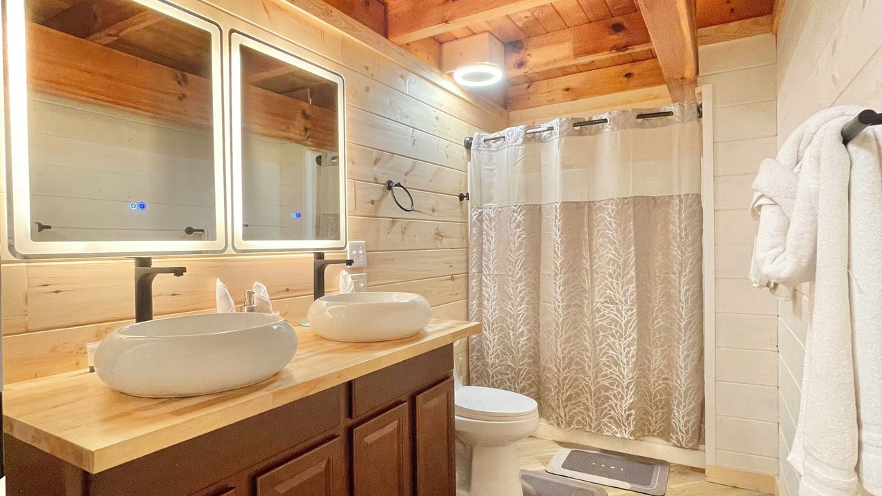 Photo of Bathroom in Sevierville