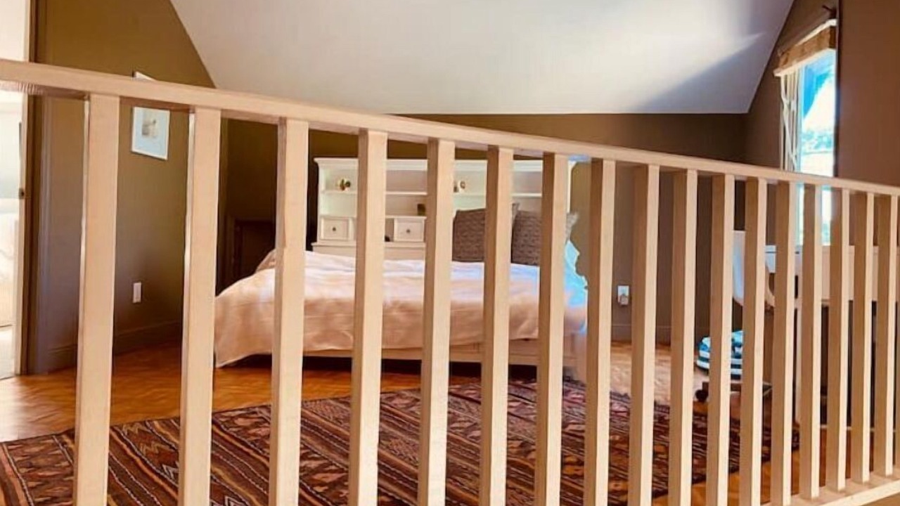 Photo of Bedroom in Crestwood South