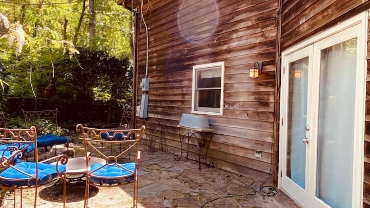 Photo of Patio Balcony in Crestwood South
